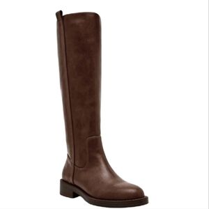 Brown boots